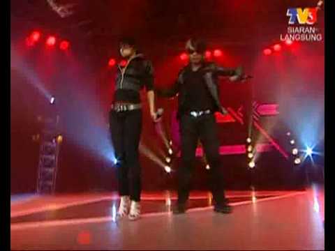 Adam & Stacy - Menggegar Dunia (MTV @ Muzik25)