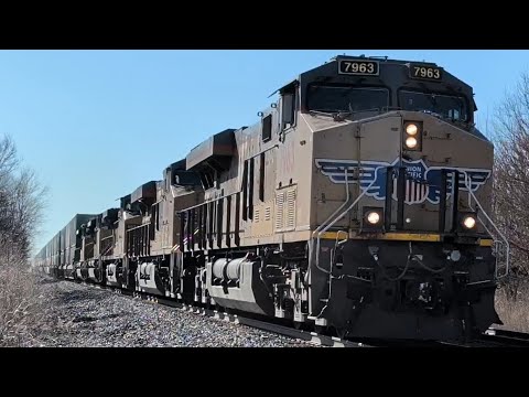 🇺🇸 *NEW* Fastest Union Pacific I've Ever Seen! 7 Locomotives! 🇺🇸
