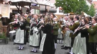 preview picture of video 'Gedenkjahr 1462 in Gundelfingen - Eröffnung vor dem Rathaus am 1. Juni 2012'