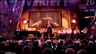 Robbie Williams - Different (Live Royal Variety Performance 2012)