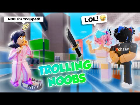 TROLLING a NOOB in MURDER MYSTERY 2