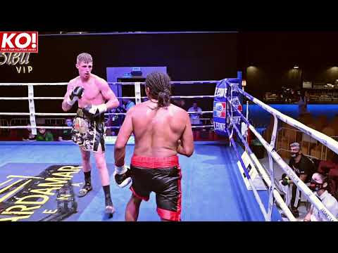 Daniel Keating wins v Geiboord Omier at #CelticClash11  (last 2 rounds)