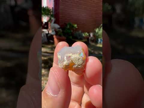 Opal Etiopian de Foc, brut, E23