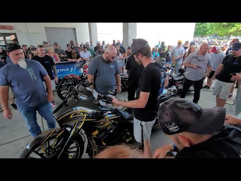 Bike sound contest .