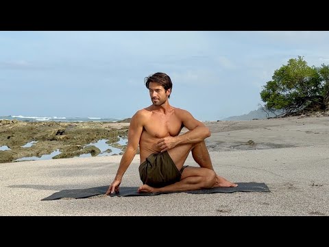 30 Min Morning Yoga Flow | Energizing Flow to Wake Up