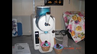 Softeis selber machen mit Movito Eispasten in der Unold Slush-Eismaschine Susi