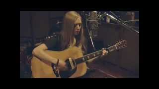 Little Red Riding Hood - Amanda Seyfried - Video Clip with lyrics