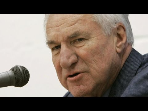 Legendary UNC basketball coach Dean Smith dies at 83