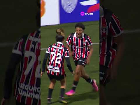 DRIBLOU A GOLEIRA E COLOCOU PRA DENTRO! #shorts