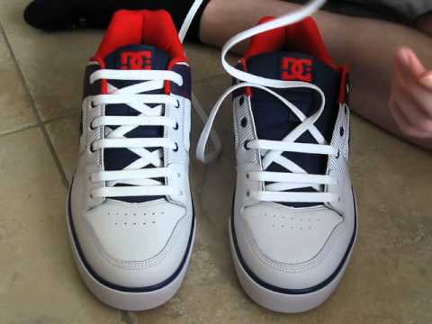 รองเท้าหุ้มข้อ