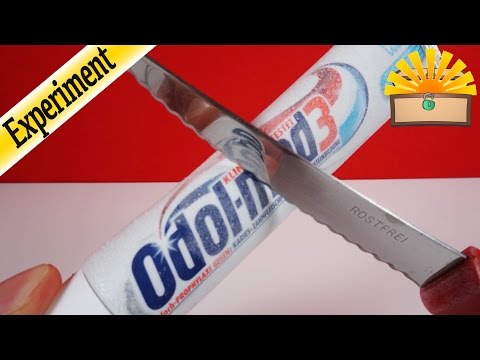 ZAHNPASTA EINGEFRIEREN & ZERSCHNEIDEN - Verändert sich der SCHLEIM ? Kinder EXPERIMENT deutsch