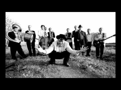 Emir Kusturica & The No Smoking Orchestra