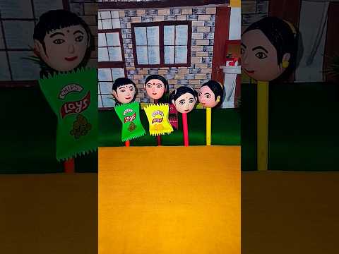 Anaya and Vanshika fight over chips #clayart #anayaofficial #emotional #shorts #sad #cartoon