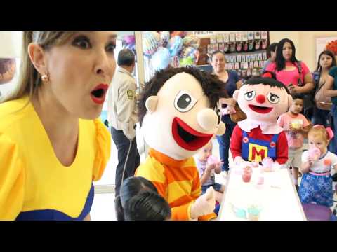 EL CONEJO MALA PATA  SE METIÓ A LA PASTELERIA LETY - el El Show de Bely y Beto