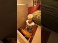 Gestalten Sie Ein Schlafzimmer Mit Einer Geheimen Basis Shorts