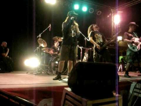 Alcoholic Alliance Disciples - Jump In The Fire (Live)