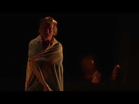 Au soir de sa vie, l’Empereur Hadrien tente de porter un regard lucide 