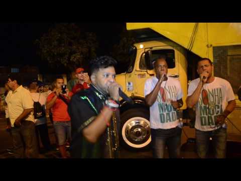 Mocidade Independente 2017 - Arrancada no ensaio de comunidade