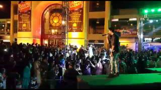&quot;DIL SE&quot; Song by Azeem Khan Ak-- Live Concert