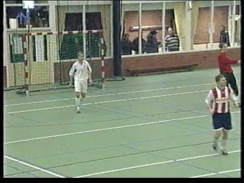 Leekster Eagles - Promocon Edegem BeneluxCup.mpg