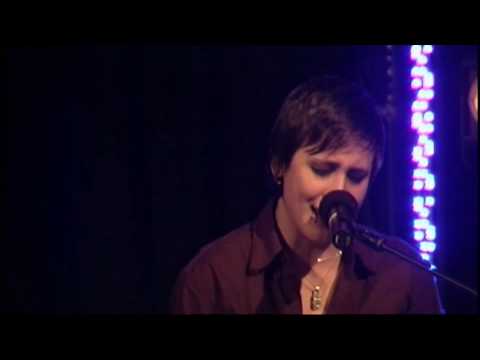 Sassa solo, "Mama" (Beth Hart)