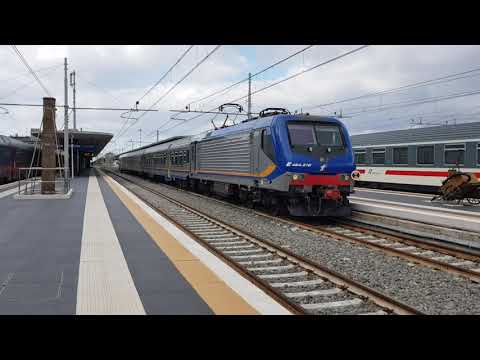 Treno Regionale+Locomotore E464.216 Regionale 21957 Melito di Porto Salvo-Rosarno