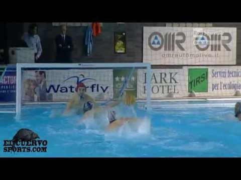 Stefano Tempesti TWO HANDS BABY water polo