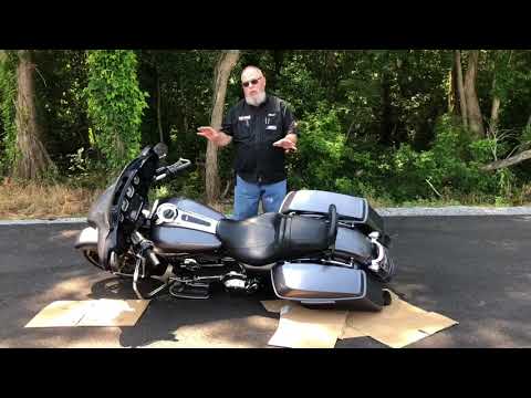 Tech Tip: How to Properly Pick Up A Motorcycle