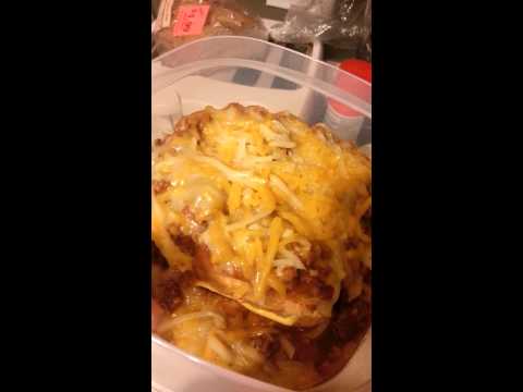 download lagu mp3 mp4 White Trash Lasagna, download lagu White Trash Lasagna gratis, unduh video klip White Trash Lasagna