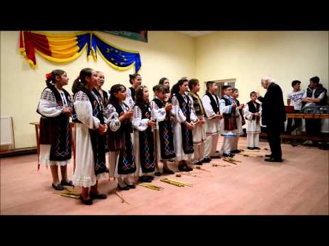 Corul "CANON II" din Marga, la Festivalul Folcloric "Ciobănașul", Băuțar, 30 Mai 2014