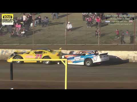 Super Sedans Heat 1 Solo Hobart Speedway 17/11/18