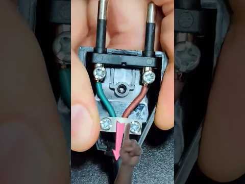 INSTALACIÓN De CABLE En ENCHUFE #shorts