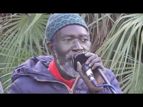 Street Improvisation with Amazing Singer _ Lampa FALY 🎵