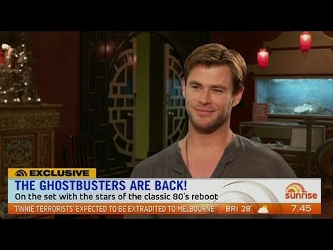 Chris Hemsworth on using his Aussie accent in Ghostbusters