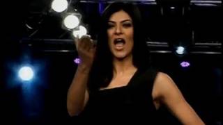 Vivacious Sushmita Sen at Vero Moda Fashion Show