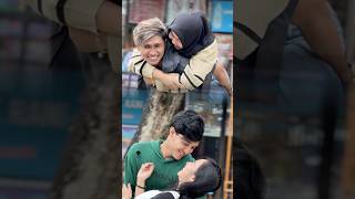 Download lagu Makes you emotional mp3