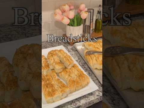 Soft & Garlicky Breadsticks (Beginner-Friendly + Foolproof)