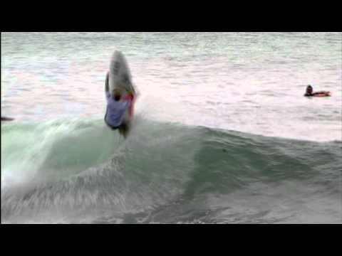 DANE REYNOLDS vs PAT GUDAUSKAS EXPRESSION SESSION | HURLEY PRO 2010