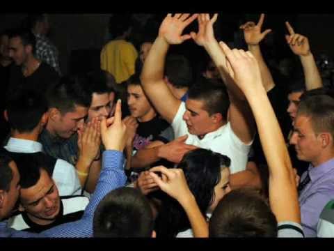 Blaga de la Oradea-A cazut un fulg de nea-By Bassu'