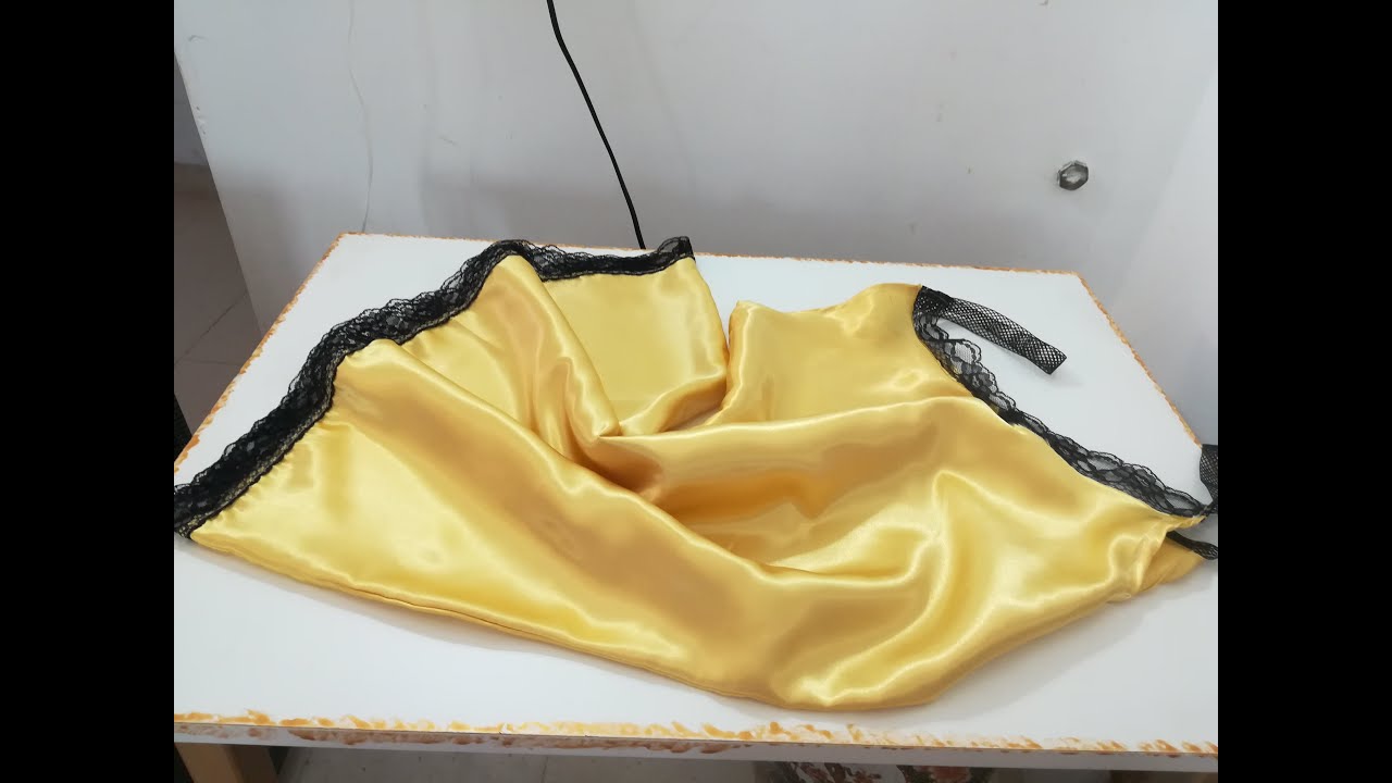 Une #chemise de #nuit~Couture Anaïs.