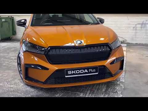 Skoda Enyaq Coupe 80x Sportline 4x4 - Image 2