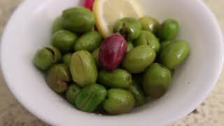 כובשים זיתים בבית בחמישה ימים בלבד! עם מקס מלכיאל Homemade Olives ready in five days