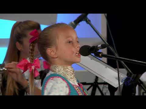 Lea Jašova - Davala mi radu ta moja mamička ,, Cez Nadlak je 2019 ,,