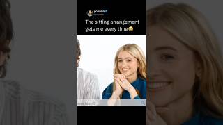 The sitting arrangement between Charlie Heaton Natalia dyer and Joe Keery gets me every time 😭