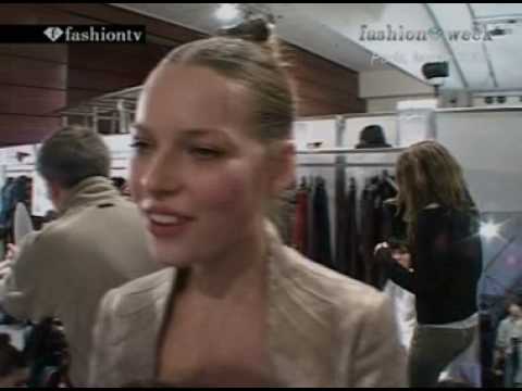 Polina Kuklina backstage Cacharel, Fall 2005