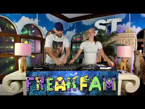 day295 2021 01 01 - SOFI TUKKER