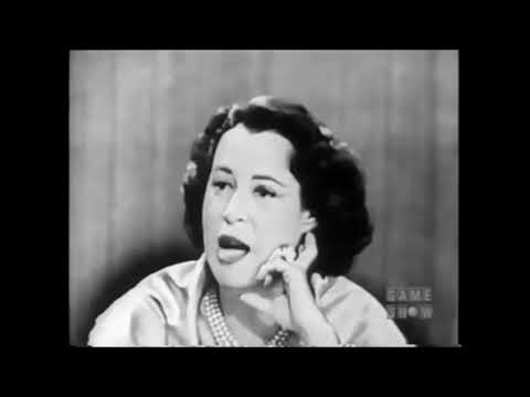 KITTY CARLISLE speaks Italian (1957)