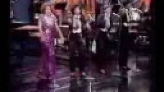 BETTE MIDLER - Boogie Woogie Bugle Boy (Tonight Show)