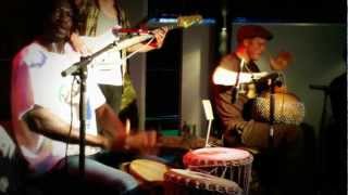 Mangobi Family plays Bottom Belly.MOV