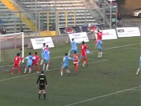 TORNA FAVO, L'ANCONA VINCE. ASTREA BATTUTA NELL'ULTIMA DELL'ANNO.